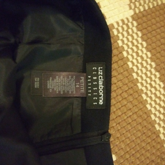 Skirt - Picture 2 of 4